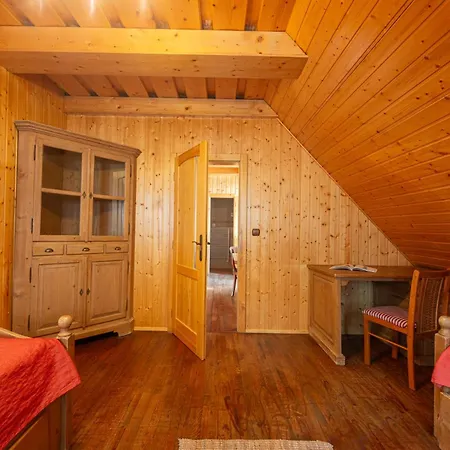 Pinius By Pieris 3* Pribilina