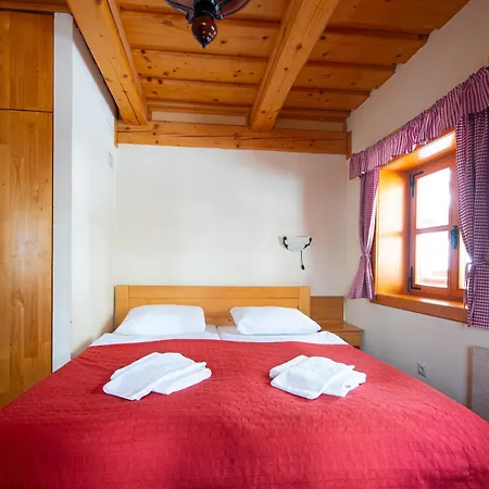 Vendégház Pinius By Pieris