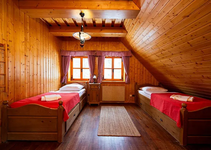 招待所 Pinius By Pieris 3*