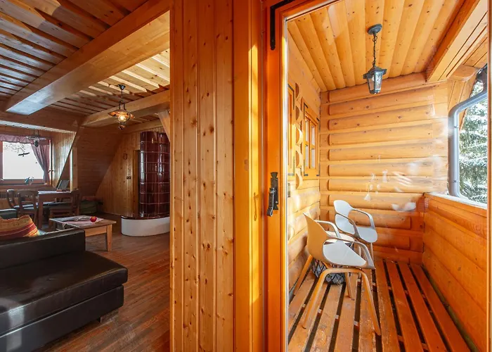 Pinius By Pieris 普利比利那