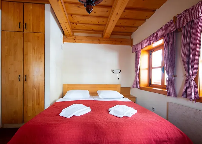 Guest house Pinius By Pieris