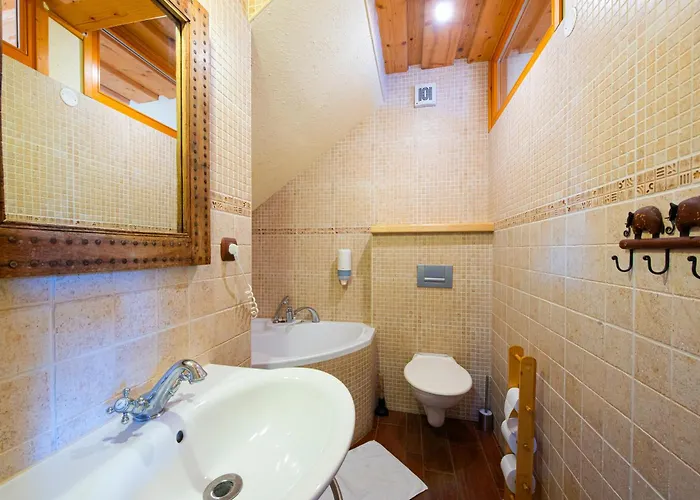 Pinius By Pieris 3* 普利比利那